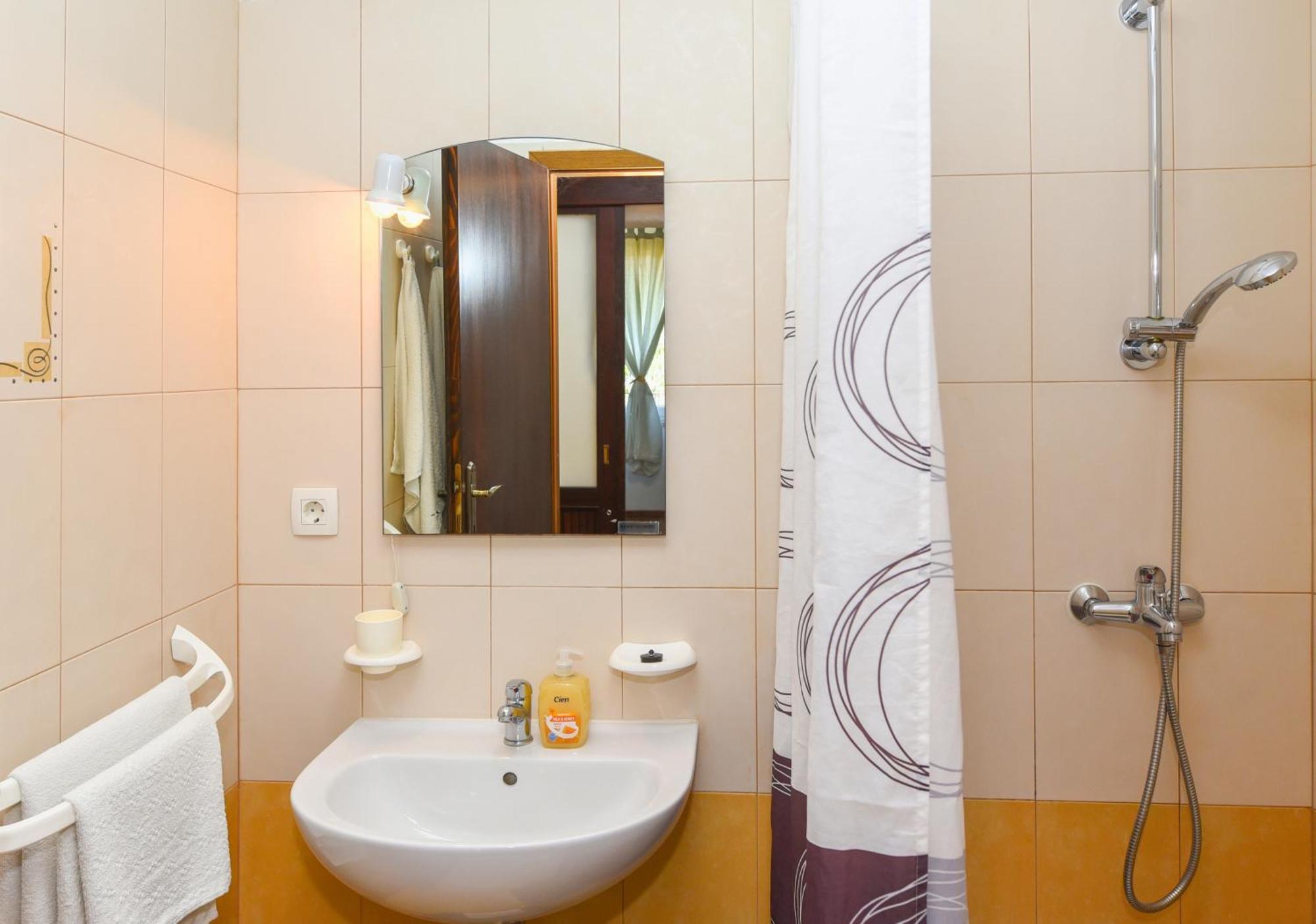 Apartment Bruna 653 Rabac Eksteriør billede
