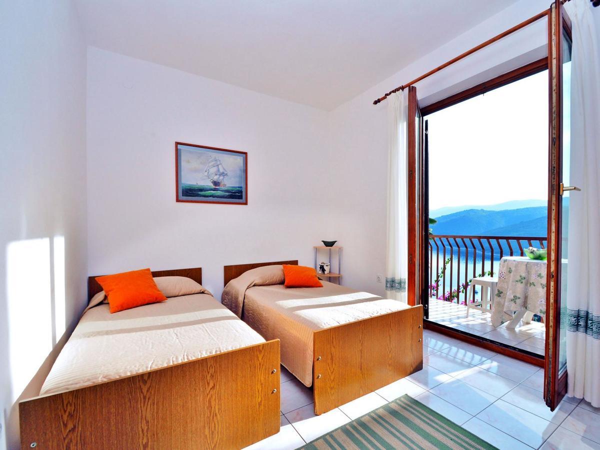 Apartment Bruna 653 Rabac Eksteriør billede