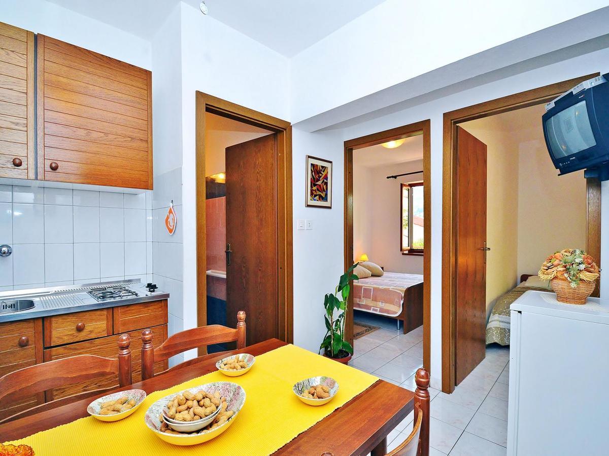 Apartment Bruna 653 Rabac Eksteriør billede